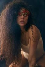 Load image into Gallery viewer, Üç Güzeller